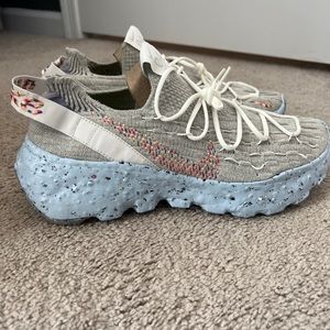 Men’s Nike Space Hippie 04 'Be True' Shoe Size 10 Summit White Multi CZ6398-102